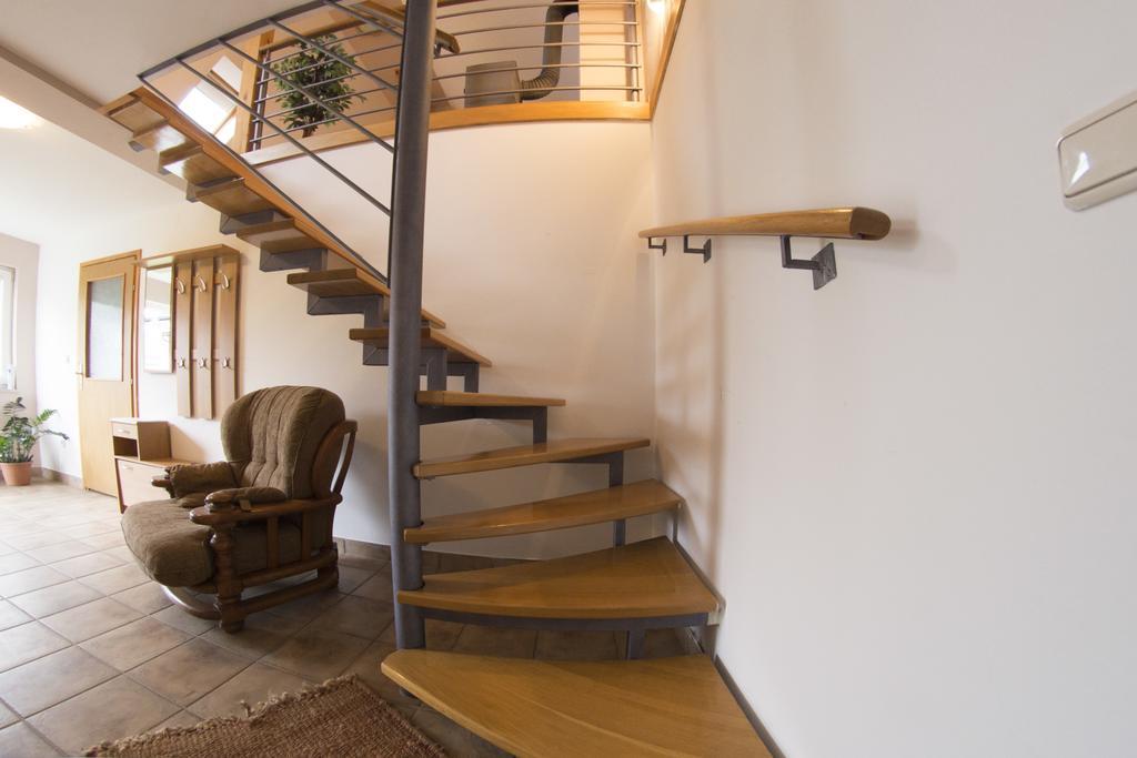 Apartment Oreskovic Otocac Ngoại thất bức ảnh